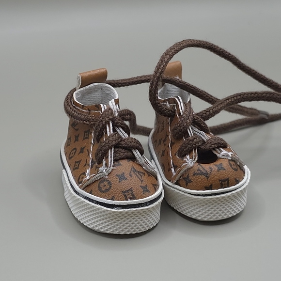 Labubu Accessories - Louis Vuitton Shoes - Picture 1 of 10
